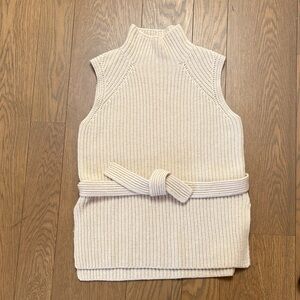 VINCE Wool-cashmere Belted Turtleneck Shell Top In Ecru